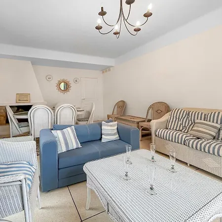 Oasis Familiale Pres Des Plages * סן-מקסים